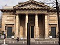 Façade néoclassique avec colonnes doriques de l'église Saint-Philippe-du-Roule à Paris.