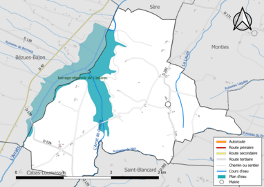 Carte en couleur présentant le réseau hydrographique de la commune