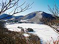 黒檜山中腹から見た大沼と地蔵山