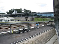 La passerelle pour changer de quai en juillet 2012.