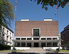 Kunstnernes Hus. Architects Gudolf Blakstad and Herman Munthe-Kaas.