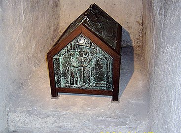 Reliquaire de sainte Walpurgis dans le cloître de Meschede, en Westphalie.