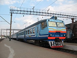 DRB1-04 push-pull trainset with a control car similar to control car of DR1 DMU