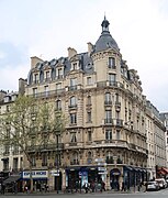 Corner between Boulevard Saint-Germain and Rue Saint-Jacques