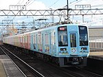 1002F　すみっコぐらしラッピング （2021年8月 天下茶屋駅）