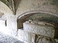 La galerie des tombeaux du cloître