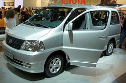 Toyota Hiace (2007).