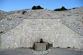 La fontaine de la Grave (1 516 m).