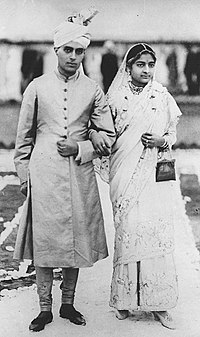 See captionKamala and Jawaharlal Nehru marriage ceremony