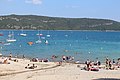 Le lac avec la plage à Sainte-Croix-du-Verdon.