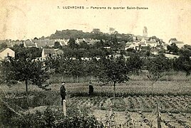 Vue sur le quartier présenté par la photo précédente, depuis l'emplacement de l'actuel groupe scolaire : cette silhouette n'avait guère changé depuis le Moyen Âge.