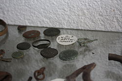 Artefacts from Desovo