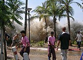 صورة زلزال وفيضان تسونامي 2004 المدمر من مدينة أونانج في محافظة كرابي تايلاند
