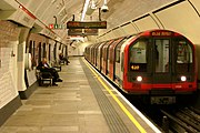 倫敦地鐵是世界上首個地下鐵路系統