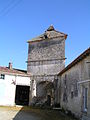 Pigeonnier triangulaire à Fresneau