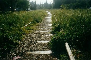 קטע ממסילת הרכבת בירושלים שיצא משימוש, 2001