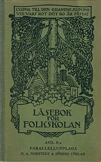 Den välkända pärmbilden med granen och stugan användes första gången 1907.