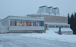 Rajakartano-rakennus, jossa toimii Tornion kaupunginkirjasto ja Aineen taidemuseo.