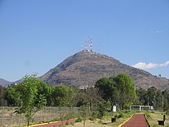 Cerro del Chiquihuite visto desde la Unidad Profesional «Adolfo López Mateos» del IPN