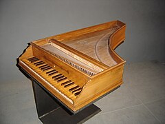 Clavecín a la octava Dominicus Pisaurensis Venecia,, 1543 París, Museo de la música.