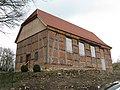 Kirche und Friedhofsmauer