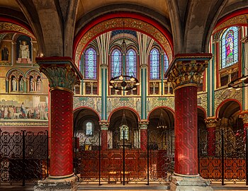 Romanesque quasi-Corinthian columns in Saint-Germain-des-Prés, Paris, 8th century, restored in the 19th century with original polychromy
