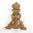 Distintivo del Royal Pioneer Corps (1939), corpo dell'esercito britannico utilizzato per compiti di ingegneria leggera