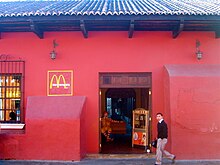 Guatemala: McDonald di Antigua