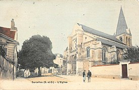 Le centre du village avec l'église.