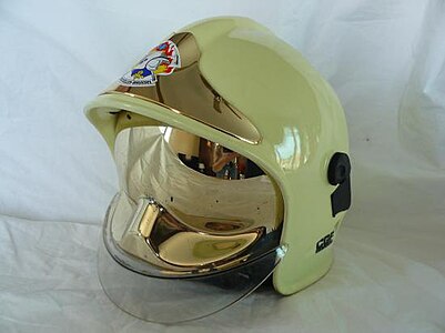 Casque de pompier F1.