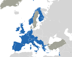 Um mapa colorido dos países da Europa