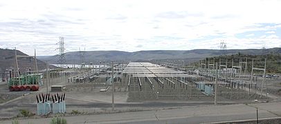 Switchyard at Grand Coulee Dam, United States, 2006. This is a 500 kV switchyard.