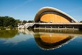 世界文化の家（Haus der Kulturen der Welt, 略称：HKW）、旧名称：ベルリン・コングレス・ハレ、建築デザイン：ヒュー・スタビンス（2009年9月）