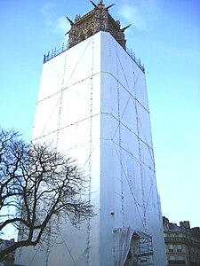 Restoration of the Saint-Jacques Tower in November 2007
