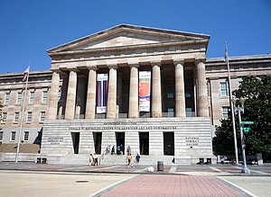 facade of Smithsonian American Art Museum