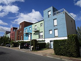 Maisons à ossatures en bois, rue Jacques Monod.