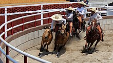 Charros esegue un Paso de la Muerte