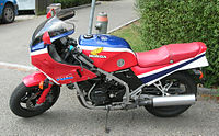 VF1000R