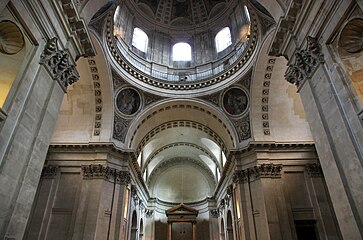 Intérieur de la chapelle.