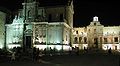 Lecce "Piazza Duomo" meydanında gece