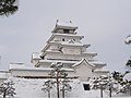 雪の会津若松城