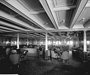 Librería / salón general de segunda clase del Olympic. Homóloga a la del Titanic.