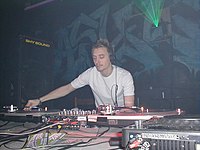 DJ Fresh lors d'une rave à Springfield, dans le Massachusetts, en 2003.