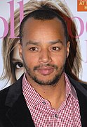 Donald Faison interprète Murray.