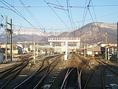 Entrée en gare d'Annecy en arrivant de Chambéry.