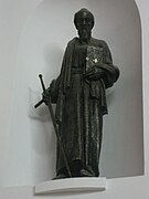 Statue de saint Paul du côté Est