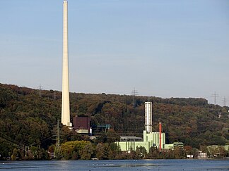 Ansicht der GuD-Anlage (rechter Kraftwerksteil)