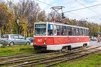 Un tramway d'Iaroslavl (Russie). (définition réelle 3 700 × 2 451)