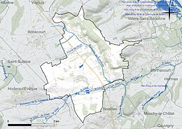 Carte en couleur présentant le réseau hydrographique de la commune