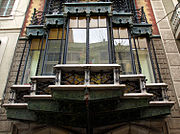 A bow window on the Casa Pomar.